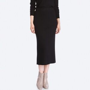Uniqlo Ribbed Midi Skirt